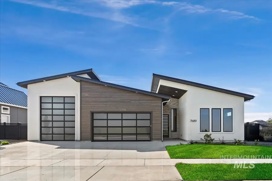 7689 W Lookout View St #Sienna XL, Meridian, ID 83646 - #2