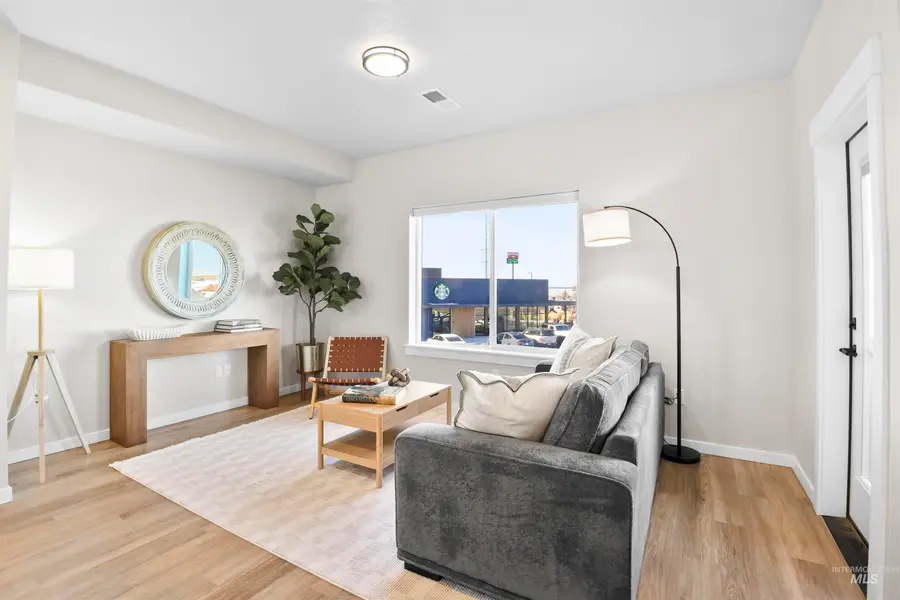 520 N Lucy Lane, Nampa, ID 83687 - Image #3