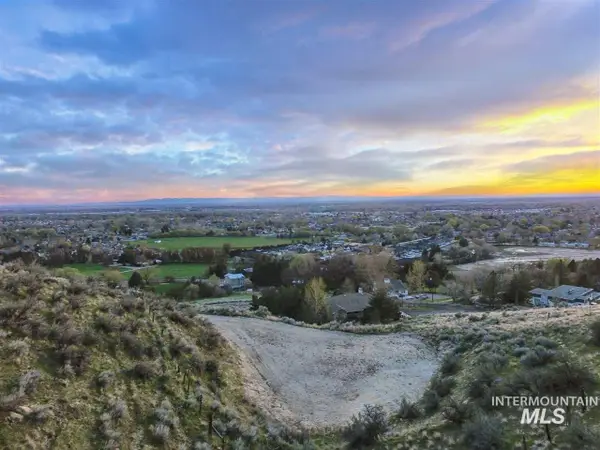 5912 W Hill Rd, Boise, ID 83703