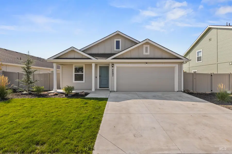 8697 E Love Ct, Nampa, ID 83687 - Image #2