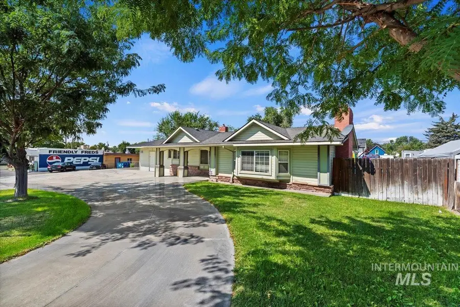 515 16th Ave N, Nampa, ID 83687 - #3