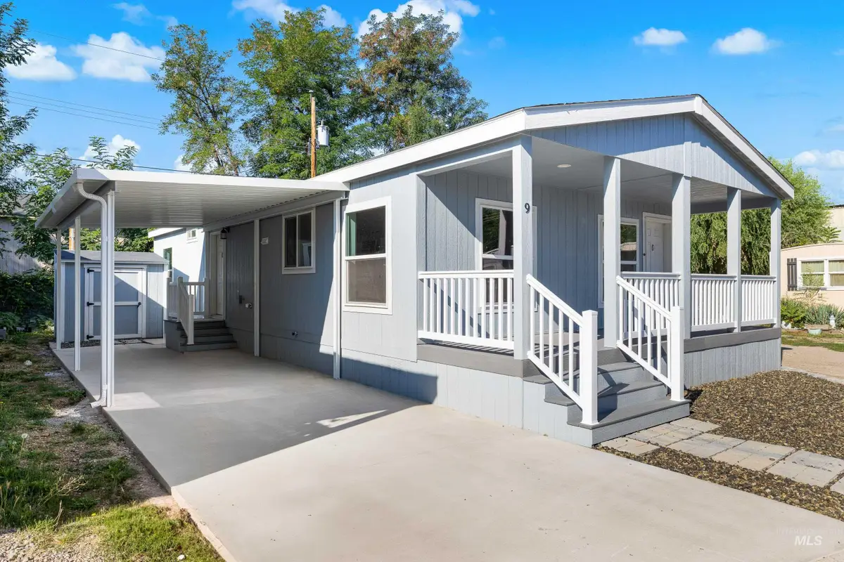 208 E 44th #9, Garden City, ID 83714 - Image #1