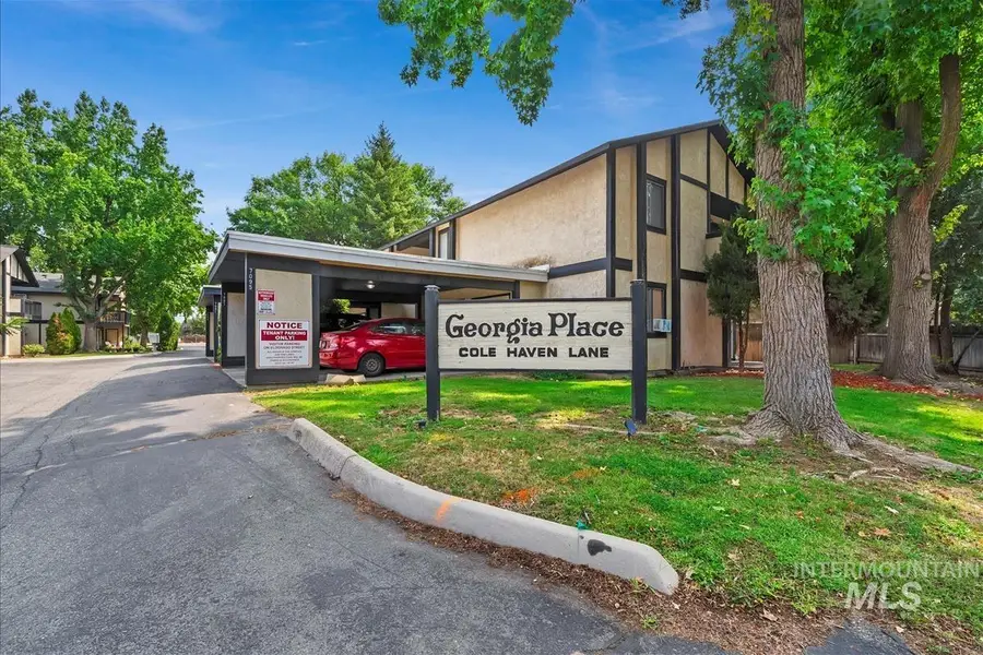 7084 W Colehaven Ln, Boise, ID 83704 - Image #2