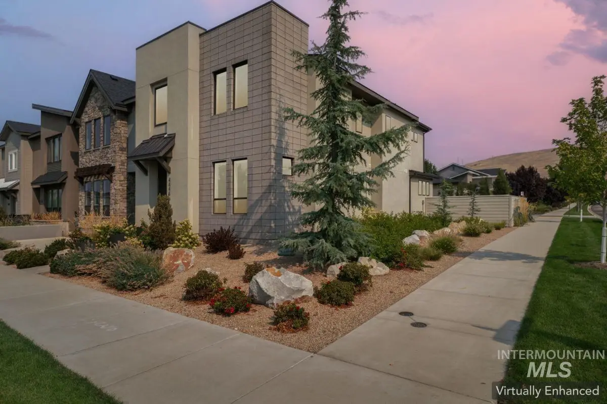 4446 E Parkcenter Blvd, Boise, ID 83716 - Image #1