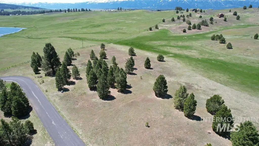 12989 Zoon Ln, Donnelly, ID 83615 - #1