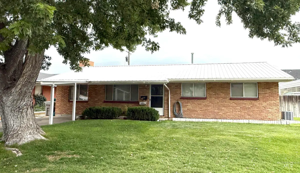 930 E 17th N, Mountain Home, ID 83647 - Image #1