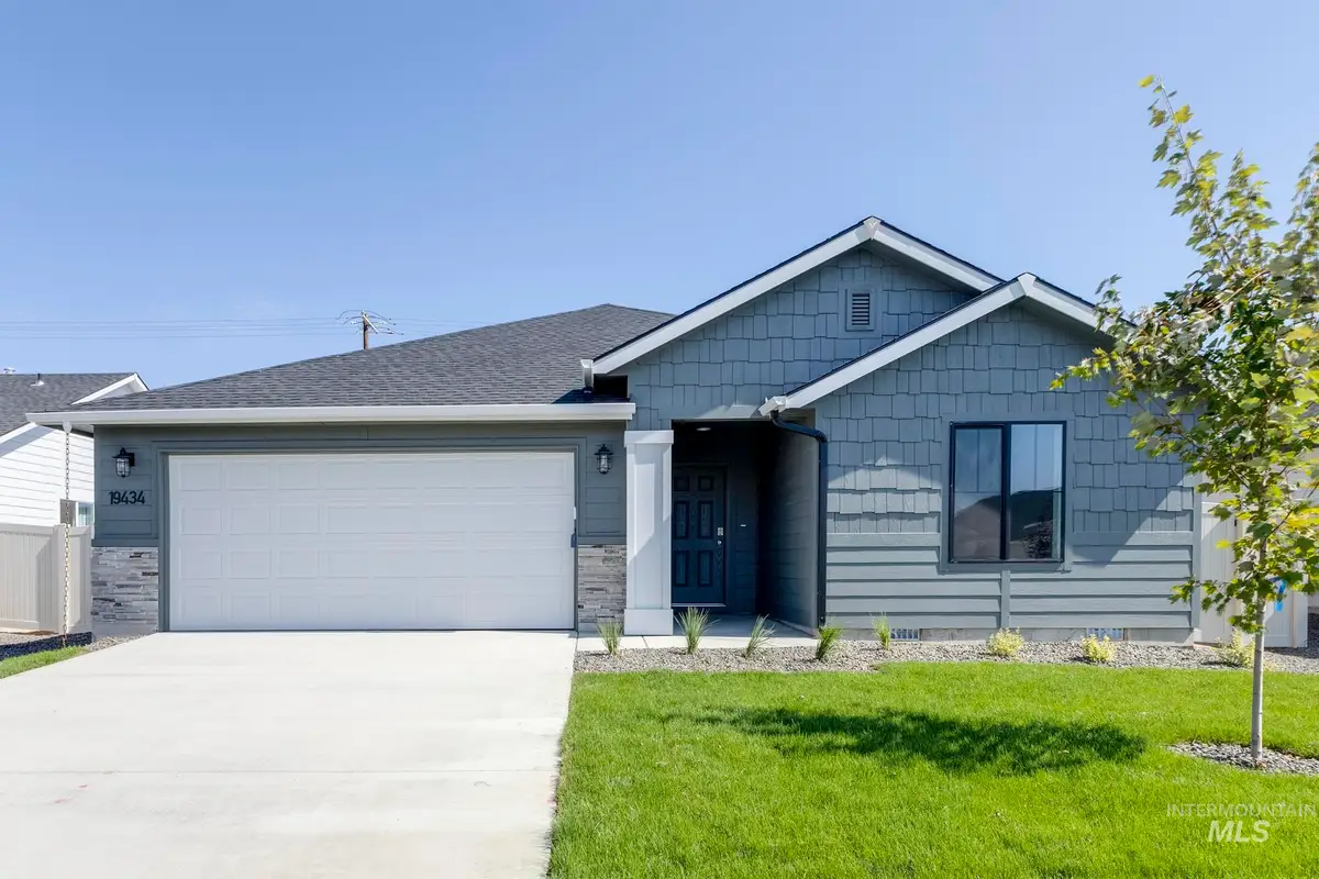 19434 Schooner Ave, Caldwell, ID 83605 - Image #1