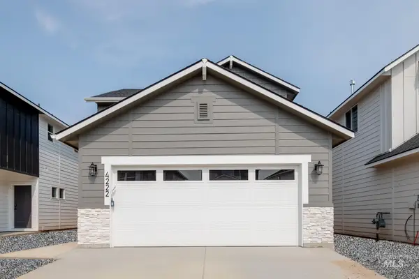 4222 E Kalinga St, Meridian, ID 83642