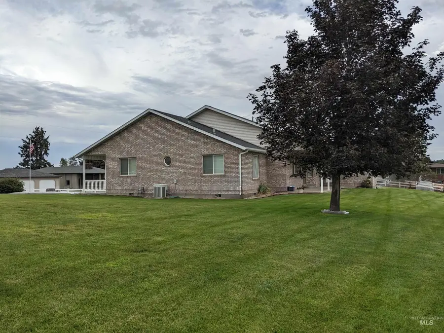 2047 E 2975 S, Wendell, ID 83355 - Image #3