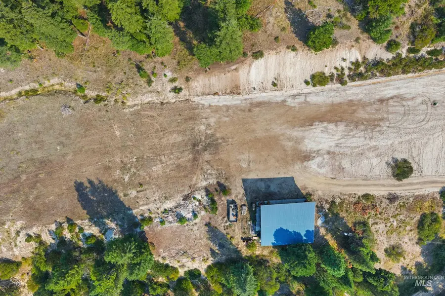 24 Homestead Dr, Boise, ID 83716 - Image #2