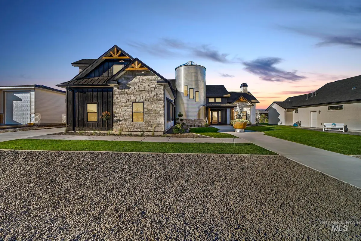 1580 Clear Creek Loop, Twin Falls, ID 83301 - #1