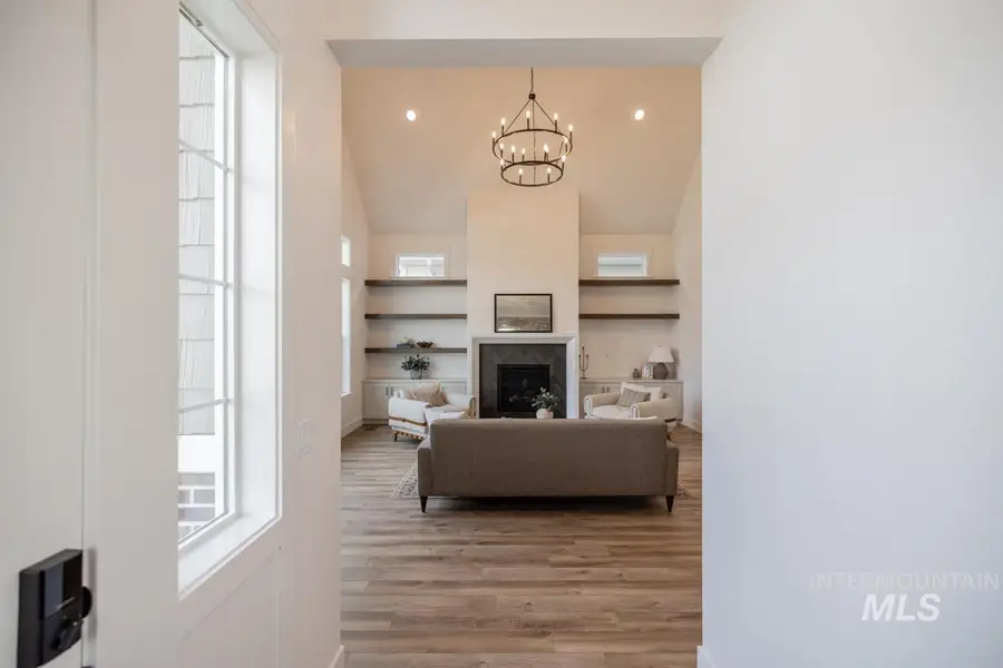 6103 S Apex Ave, Meridian, ID 83642 - #3