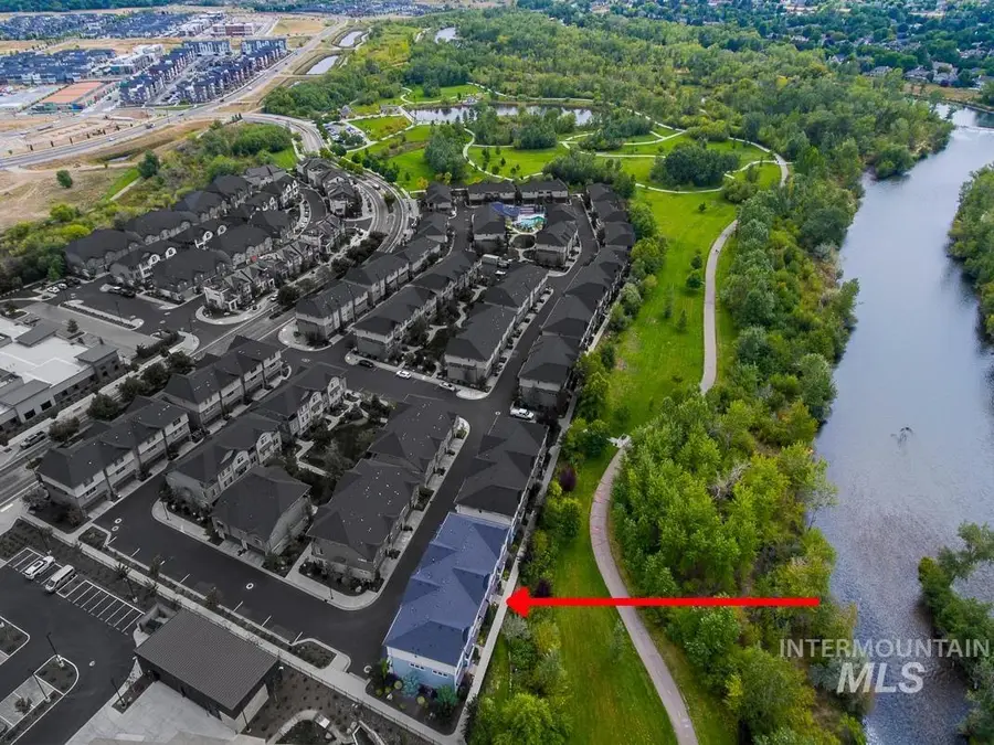 3235 E. Front Runner Lane, Boise, ID 83716 - Image #2