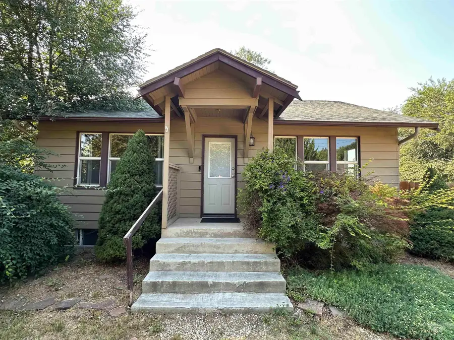 1157 S Powerline Rd, Nampa, ID 83686 - Image #2