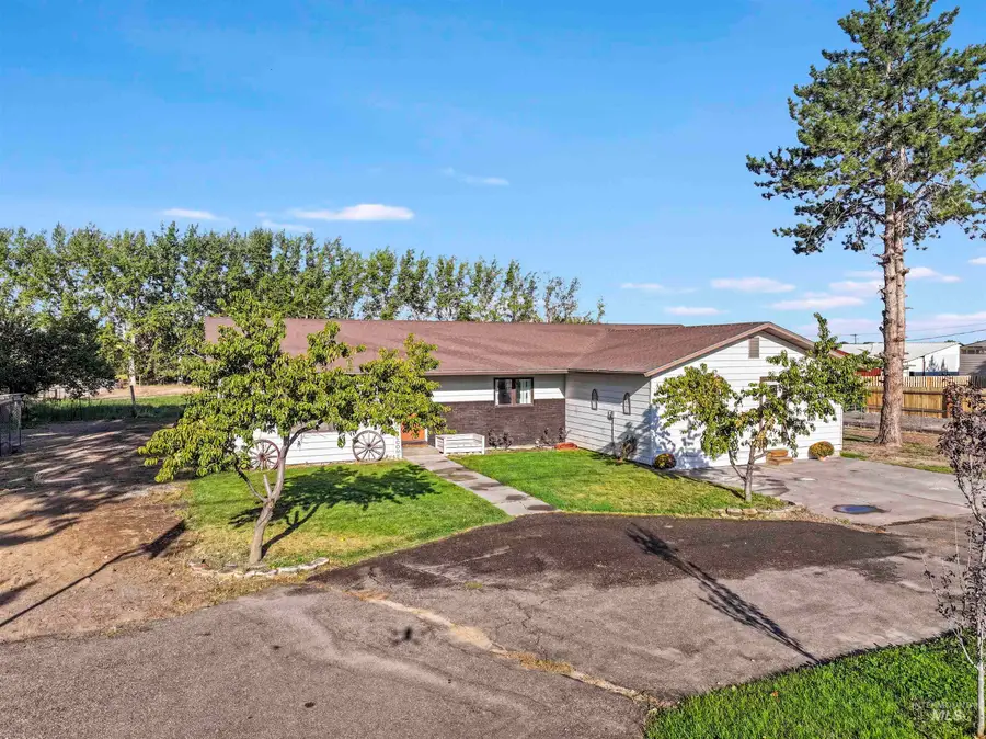 1120 S Stevens Street, Filer, ID 83328 - Image #2