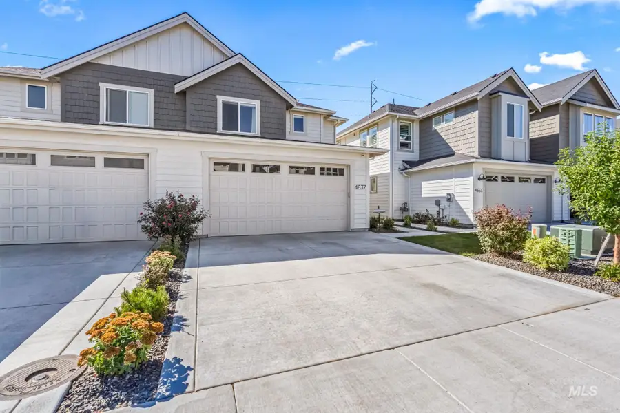 4637 W Riva Capri Ct, Meridian, ID 83646 - Image #3