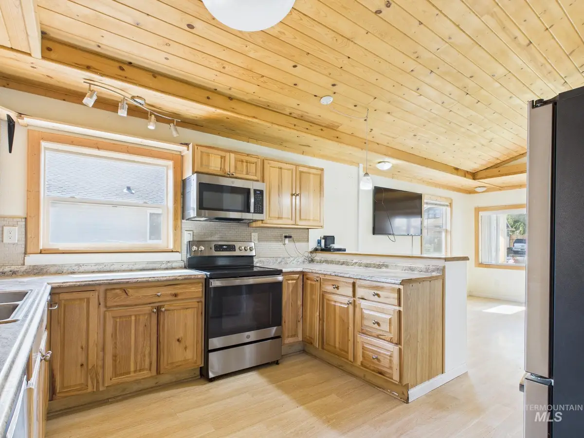 705 12th Street, Clarkston, WA 99403 - Image #1