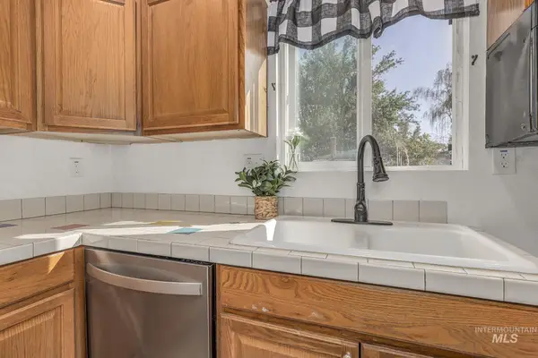 604 N 6th Street, Payette, ID 83661