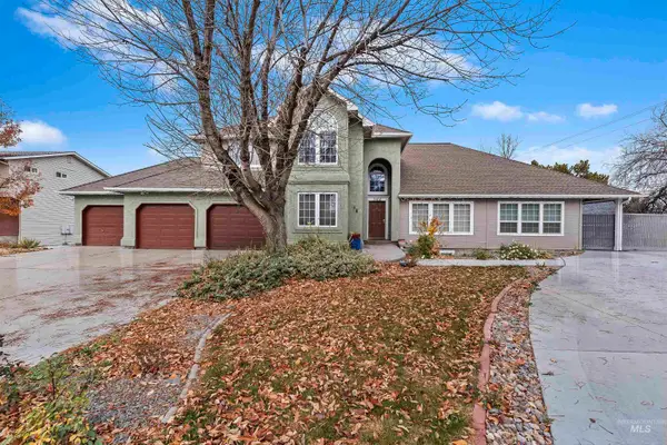 3160 E Springwood, Meridian, ID 83642