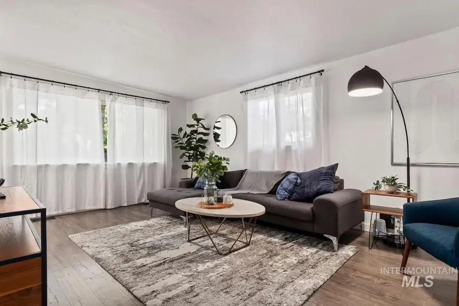 2804 W Regan Ave, Boise, ID 83702 - #3