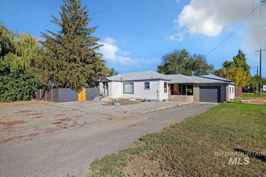 210 W Lincoln Ave, Richfield, ID 83349 - Image #2