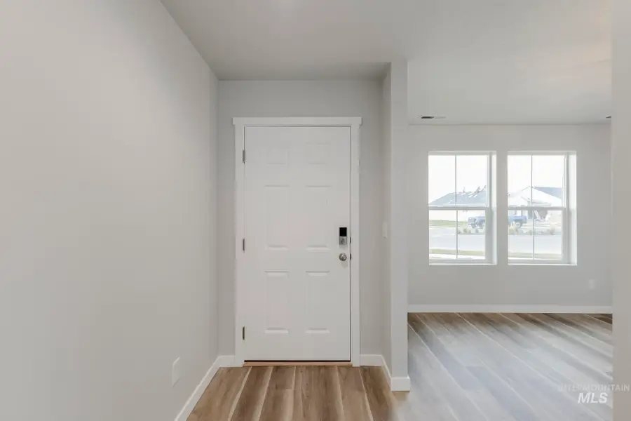 3860 E Syracuse St, Nampa, ID 83686 - Image #3