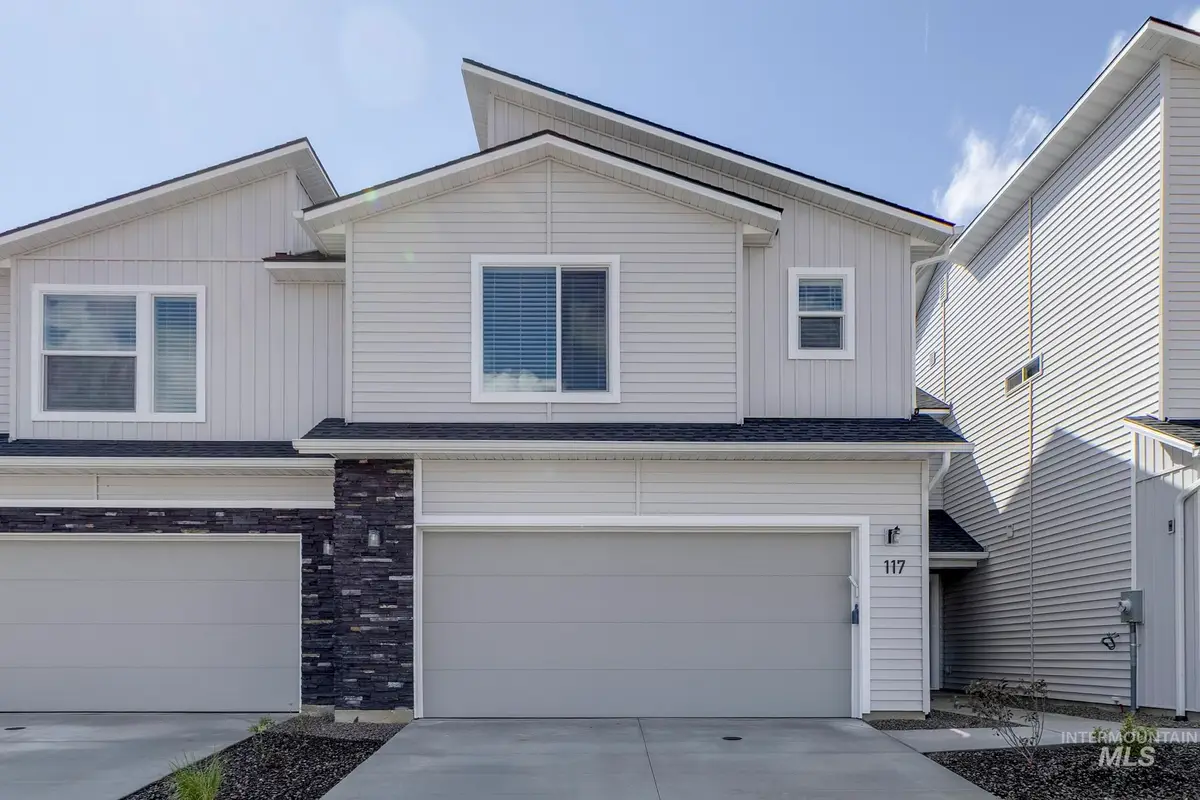 117 Caribou St, Horseshoe Bend, ID 83629 - Image #1