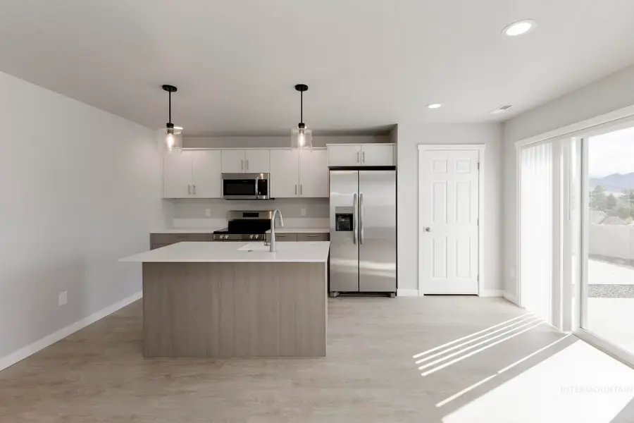 117 Caribou St, Horseshoe Bend, ID 83629 - Image #3