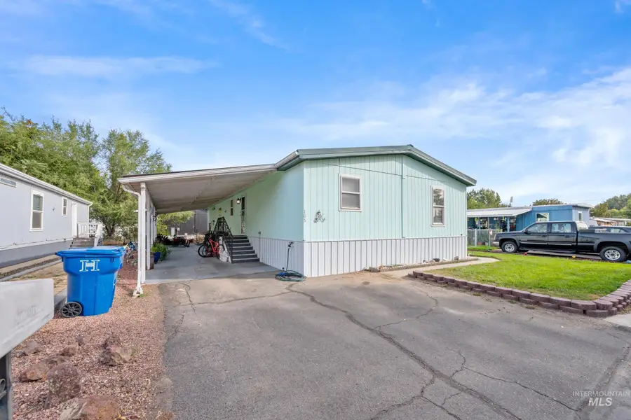 100 NW 16th St #Trlr 105, Fruitland, ID 83619 - Image #3