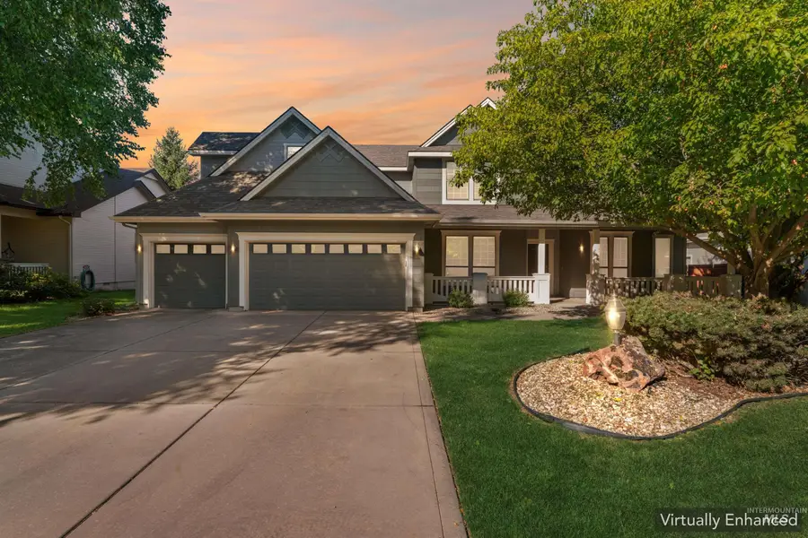 957 N Beachwood St, Eagle, ID 83616 - Image #2