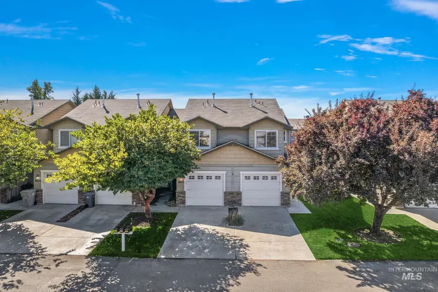 6937 W Preece Ln, Boise, ID 83704 - Image #2