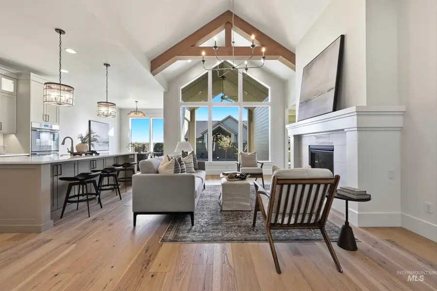 1049 E Crescendo St, Meridian, ID 83642 - Image #3