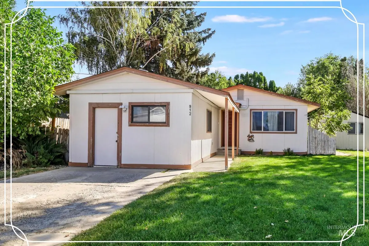 912 N Date St, Jerome, ID 83338 - #1