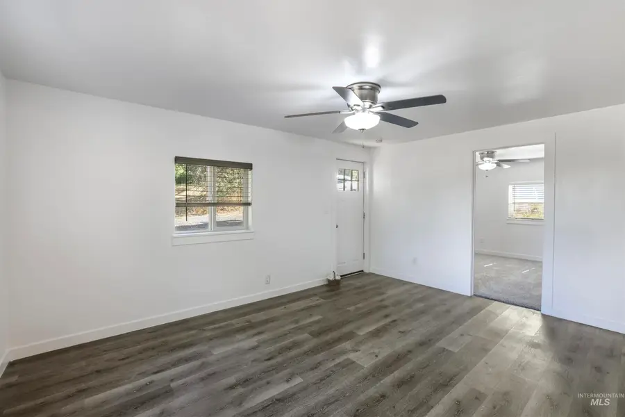 231 E Reed Street, Hagerman, ID 83332 - Image #3