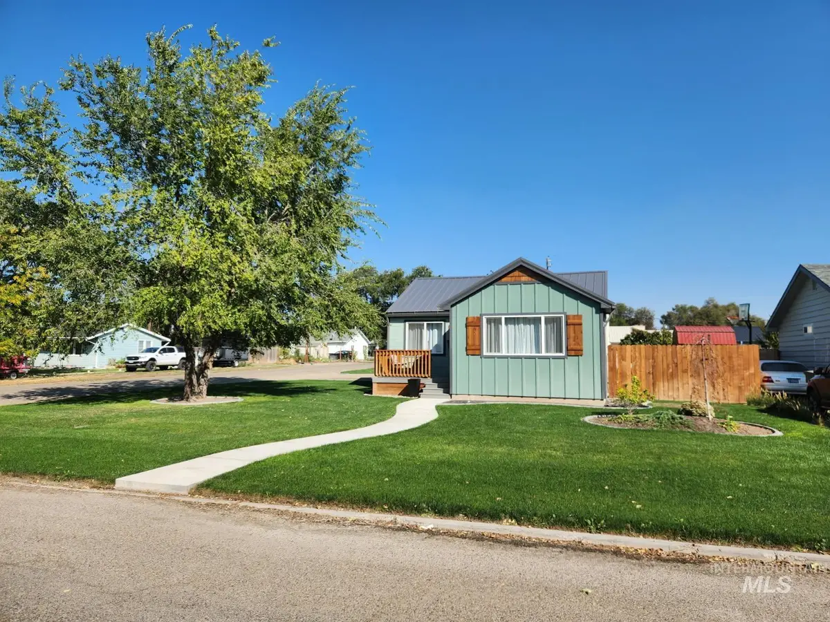 524 N 4th Street, Nyssa, OR 97913 - #1