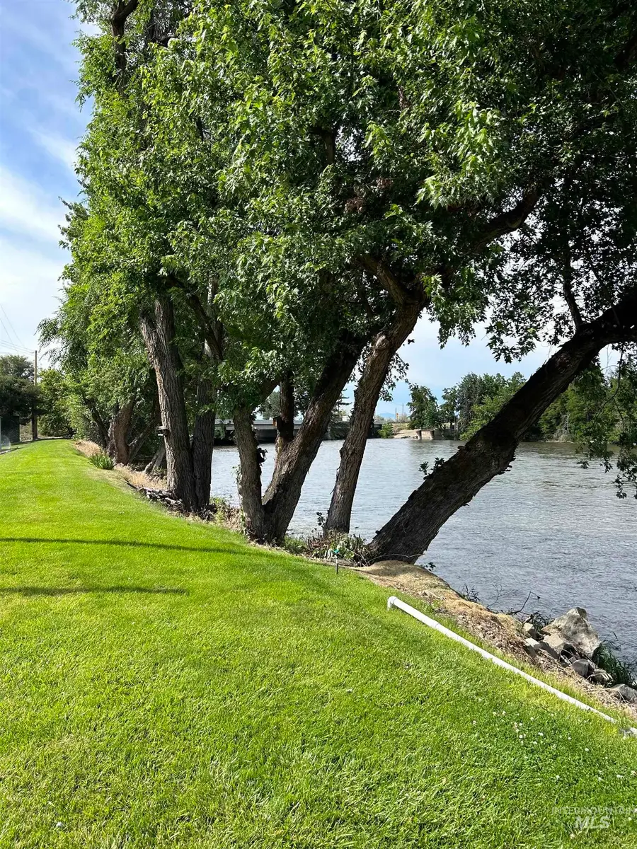 3100 Alden Rd. Trlr 8, Fruitland, ID 83619 - Image #3