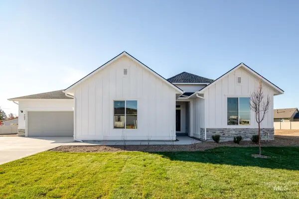 703 Strike Eagle St, Mountain Home, ID 83647