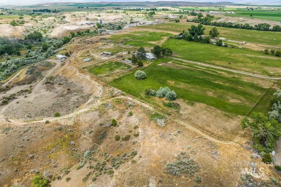 4405 Oak Road, Ontario, OR 97914 - Image #2