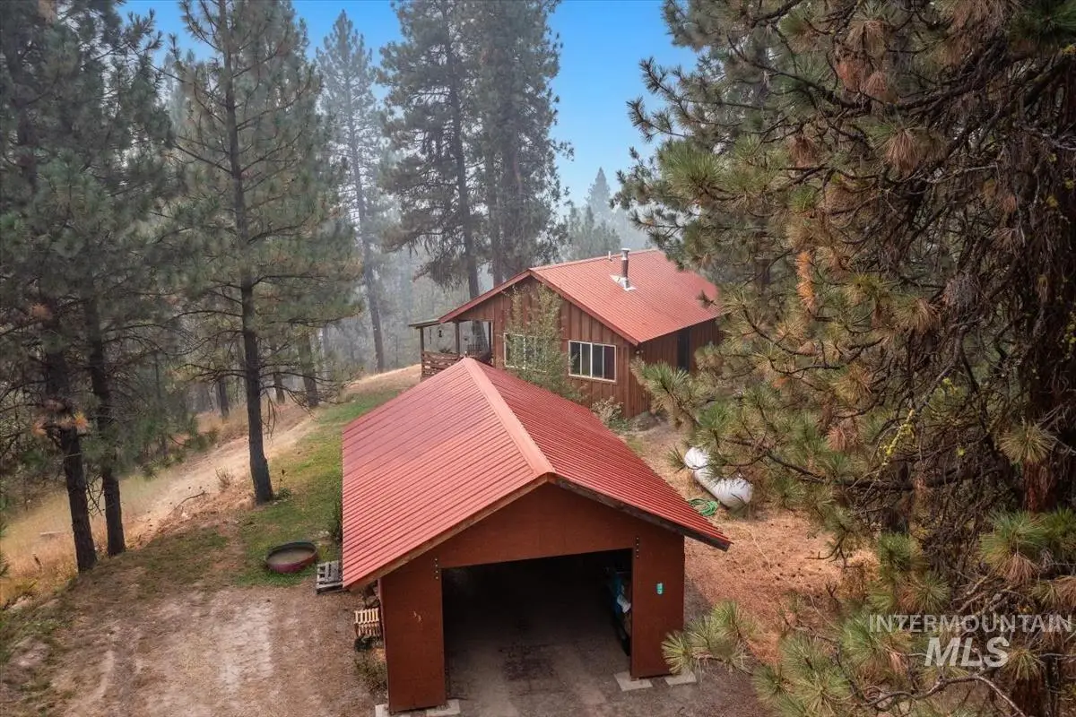 33 Upper Fitchs Point, Garden Valley, ID 83622 - #1