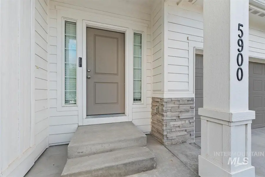 5900 S Sturgeon Way, Boise, ID 83709 - Image #3