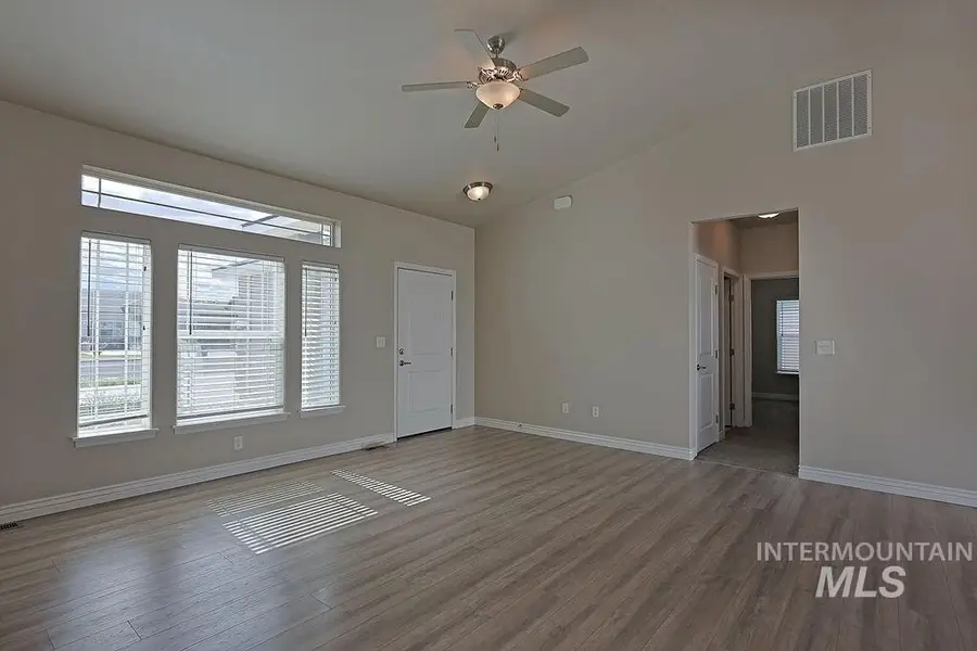 428 Southwood Ave. W, Twin Falls, ID 83301 - Image #2