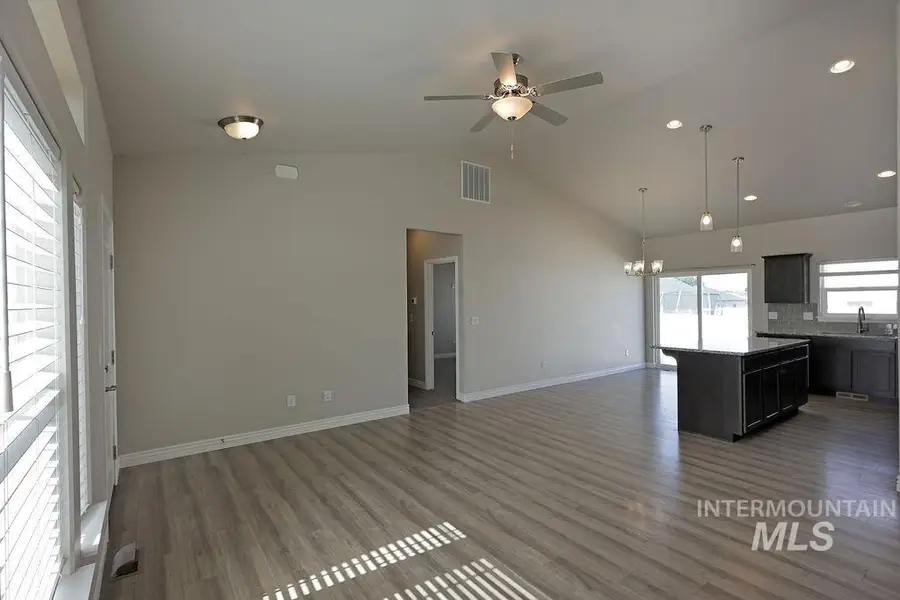 428 Southwood Ave. W, Twin Falls, ID 83301 - Image #3