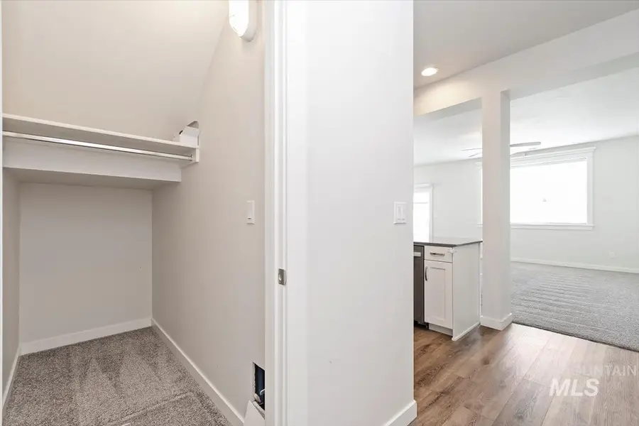 3098 N Lochness Ave, Meridian, ID 83646 - Image #3