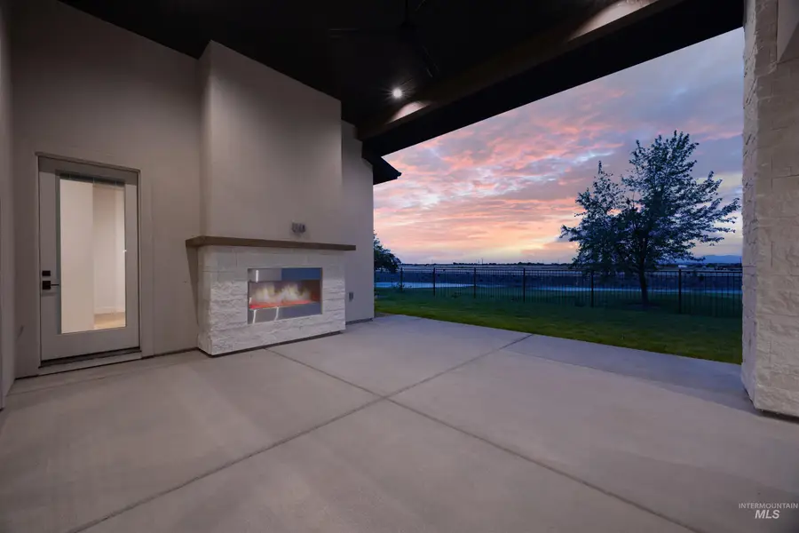 10857 W Cruden Bay Ln, Kuna, ID 83634 - Image #2