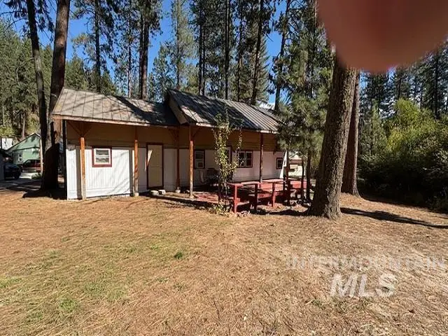 11 Lucky Circle, Garden Valley, ID 83622 - Image #2