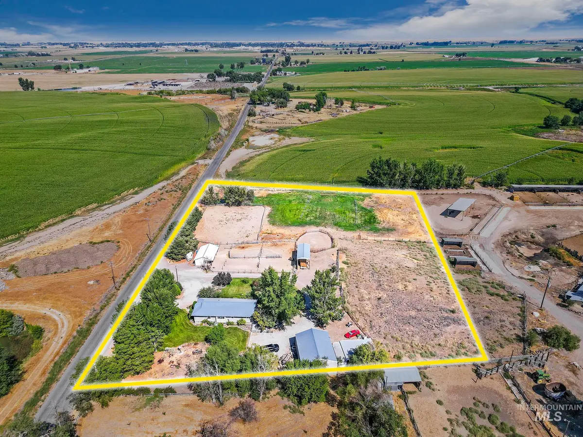 3242 S 2000 E, Wendell, ID 83355 - Image #1