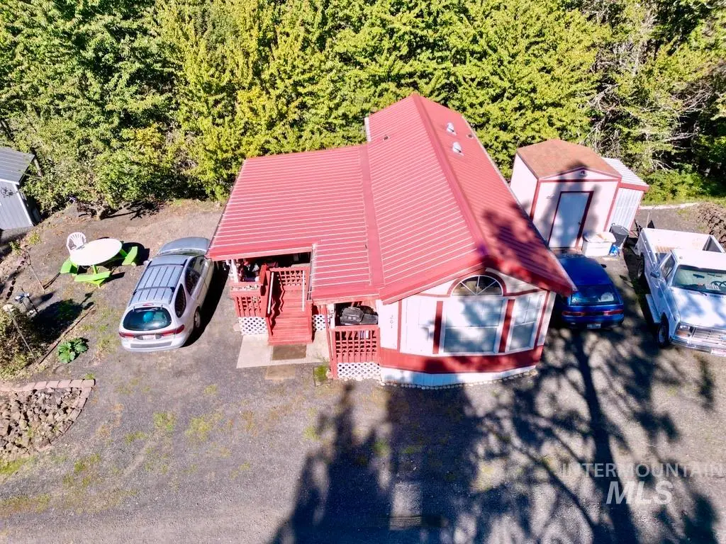 201 Chief Looking Glass Ln, Kamiah, ID 83536 - Image #1