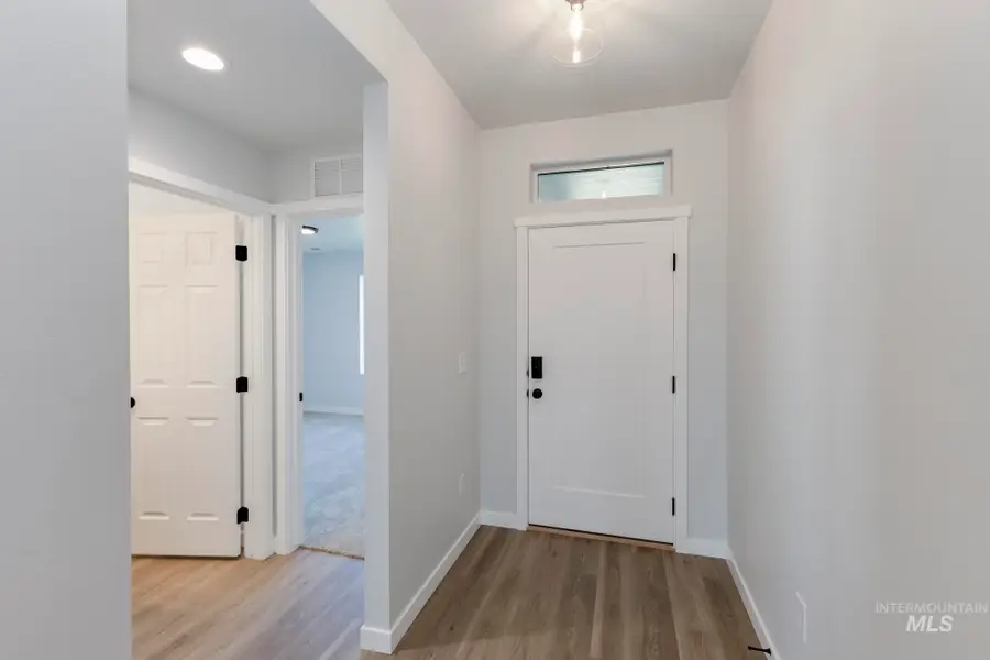 7249 E Shields Dr, Nampa, ID 83687 - Image #3