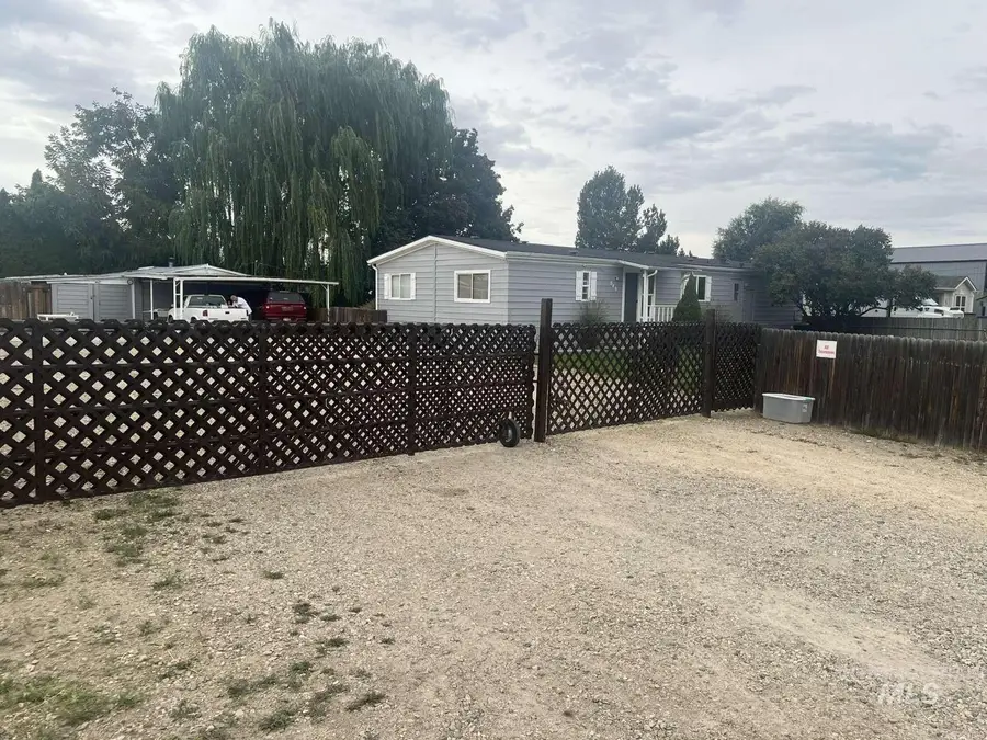 585 Conover St, Eagle, ID 83616 - Image #2