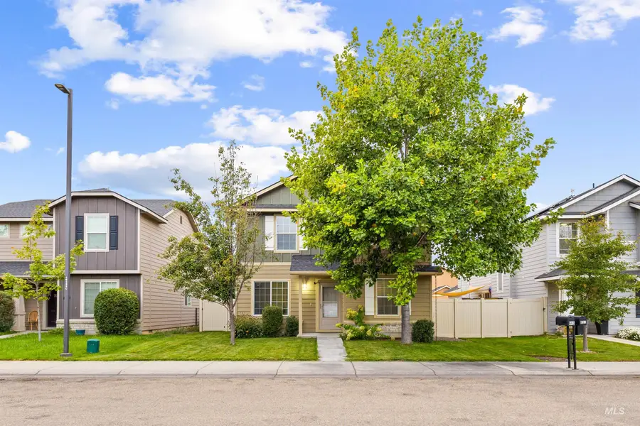 643 N Manship Ave, Meridian, ID 83642 - Image #2